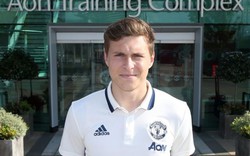 Victor Lindelof hé lộ tham vọng trong ngày ra mắt M.U