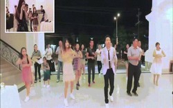 Cô gái trẻ được cả gia đình bạn trai đến nhảy flashmob cầu hôn