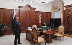 Xem văn phòng bí mật của Putin, báo chí không được vào
