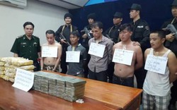 Bắt 5 người nước ngoài vận chuyển 40 bánh heroin