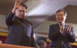 Ông Kim Jong-un lần đầu xem ban nhạc Hàn Quốc biểu diễn