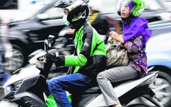 Go-Jek tranh thủ ‘hớt tay trên’ Grab, tuyển mộ cựu tài xế Uber