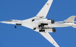 Đọ sức mạnh “thiên nga trắng” Tu-160 Nga và B-1 Lancer Mỹ