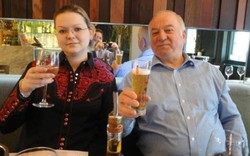 Chuyên gia Nga tiết lộ lý do bố con điệp viên Skripal sống sót thần kỳ 