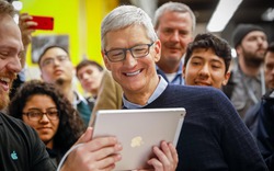 Tim Cook đang thu hút truyền thông như thế nào?