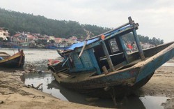 Khẩn cấp nạo vét cảng cá có hàng trăm tàu “phơi xác” trên bờ