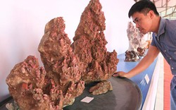 Xuất hiện gốc tinh thể đá đỏ nguyên bản cực hiếm nặng hơn 70kg