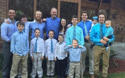 Cặp vợ chồng đẻ 14 con trai liên tiếp ở Mỹ