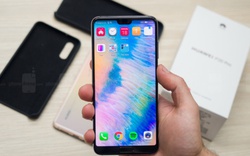 Không phải iPhone X, điện thoại của Huawei đã có "tai thỏ" trước