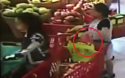 Clip: "Nữ quái" mang bầu thản nhiên trộm ví của khách tại siêu thị