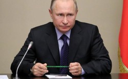 Bút của Tổng thống Putin được bán với giá khủng
