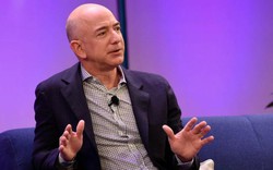 Từng chạy bàn tại McDonalds, đây là bài học đắt giá mà Jeff Bezos học được