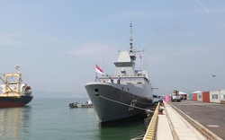Cận cảnh khinh hạm hiện đại nhất Hải quân Singapore vừa tới Đà Nẵng