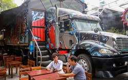 Độc đáo quán cà phê xe đầu kéo container ở Sài Gòn