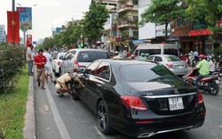 3 ô tô tông nhau, cửa ngõ Tân Sơn Nhất “tê liệt”