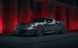 Pogea Racing Alfa Romeo 4C: Gần 500 mã lực trong một chiếc xe nhỏ nhắn