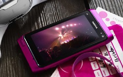 Nokia N9 sắp ra mắt, đập tan xu hướng "tai thỏ"
