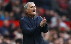 HLV Mourinho thừa nhận M.U “ăn may” trước Arsenal
