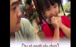 Bố và con gái "gây bão" với những clip siêu nhắng