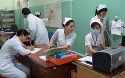 Lương 2,7 triệu: Bác sĩ vừa ký hợp đồng đã chạy mất hút