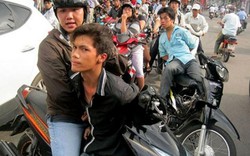 Dân mạng tiếc thương các 'hiệp sĩ' xả thân bắt cướp ở Sài Gòn