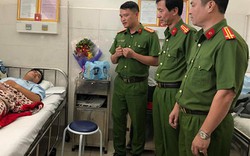 CA TP.HCM chuyển khen thưởng thành tích phá án hỗ trợ các “hiệp sĩ”