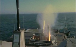 Xem Hải quân Mỹ phóng thử tên lửa hạm đối hạm mới