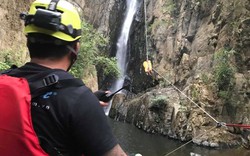 Khen thưởng 5 người đưa thi thể phượt thủ ra khỏi thác Lao Phào