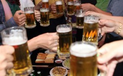 Đề xuất cấm bán rượu, bia cho người “có biểu hiện say”