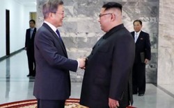 Chiều nay, ông Kim Jong Un bất ngờ gặp Tổng thống Hàn Quốc lần 2