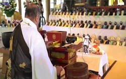 Bên trong ngôi đền Nhật làm tang lễ cho hàng trăm robot