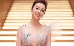 Hoa hậu 3 con Jennifer Phạm mặc váy xuyên thấu khoe ngực đầy gợi cảm
