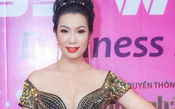 Tuổi U50, Á hậu Kim Chi vẫn khoe ngực "khủng" không thua MC Kỳ Duyên