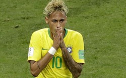 Trận Brazil-Thụy Sĩ: Mái tóc của "phù thủy" Neymar bất ngờ thành tâm điểm