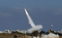 Israel, Palestine giã rocket vào nhau, lò lửa Trung Đông nóng rực