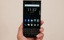 Video đập hộp BlackBerry Key 2 nóng hổi