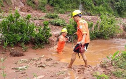 Buộc ngừng cấp điện cho 13.000 hộ dân do mưa lớn