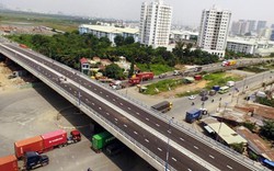 Cầu vượt trăm tỷ xóa nút giao thông “nuốt người” ở Sài Gòn thông xe