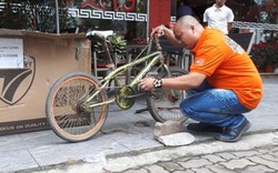 Chiếc xe đạp em bé Sơn La đi 103 km thăm em bán đấu giá 103 triệu