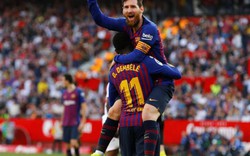 Barcelona “ăn ba”, Lionel Messi... ăn cả!