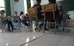 Lâm Đồng: Vừa học vừa run trong ngôi trường nứt toác từ trên xuống