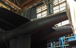 Hạ thủy tàu ngầm hạt nhân dài gần 200m khủng nhất thế giới của Nga