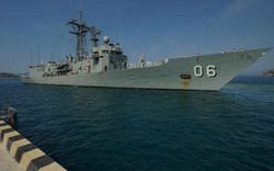 Hai tàu hải quân Australia mang theo 800 thủy thủ đến Việt Nam