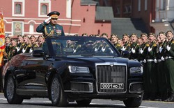 Siêu xe mui trần nặng 6 tấn của Putin lần đầu xuất hiện trên đường phố Moscow