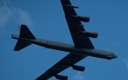 Mỹ đưa dàn pháo đài bay B-52 tới Trung Đông "dằn mặt" kẻ thù