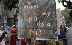 Ấn Độ: Cô gái tự thiêu sau khi bị cưỡng hiếp, trình báo cảnh sát trong vô vọng