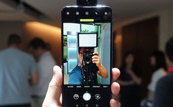Cận cảnh ZenFone 6 siêu đẹp, iPhone XS Max chỉ là “con tép”