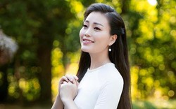 Sao Mai Huyền Trang nồng nàn cảm xúc trong MV về quê Bác