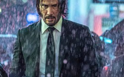 "John Wick" và hành trình thành biểu tượng thời trang kỳ lạ của Saint Laurent.