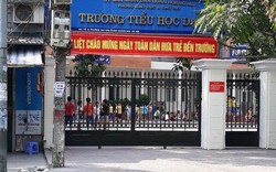 Hà Nội: Kiểm điểm giáo viên chụp ảnh kỷ yếu cho học sinh "sai quy trình"